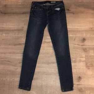 I am selling blue Aeropostale stretchy jeans